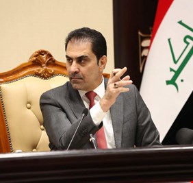 اغلاق مكتب نائب عن حركة امتداد التشرينية في الديوانية بسبب انضمامه لتحالف المندلاوي