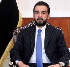 بعد الأنباء عن حسم إقالته من منصبه.. الحلبوسي يجتمع بالنواب السنة و ينشر قائمة باسمائهم