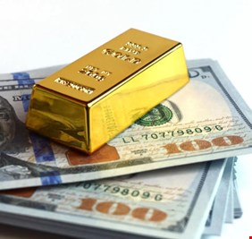 صعود أسعار الذهب إلى أعلى مستوى في أسبوع مع هبوط الدولار