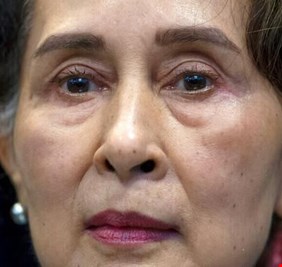 ميانمار.. العفو عن الزعيمة المسجونة أونغ سان سو تشي