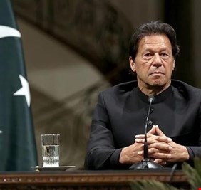 السجن 3 أعوام لرئيس الوزراء الباكستاني السابق عمران خان