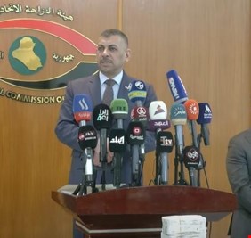 العراق يلاحق مسؤولين كبار 