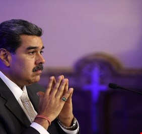 مادورو يستنكر صمت قيادات أوروبا على جرائم إحراق القرآن