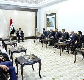 السوداني يؤكد لوفد دولي سعيه لملاحقة شبكات غسيل الاموال