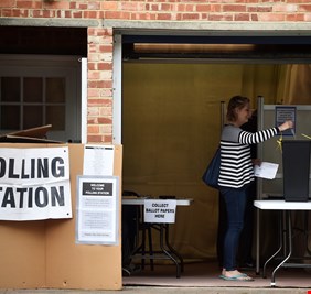 فضيحة في بريطانيا.. اختراق مفوضية الانتخابات لمدة سنة