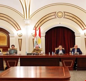 مسعود البارزاني يؤكد لوزراء حزبه: نحن اصحاب القضية