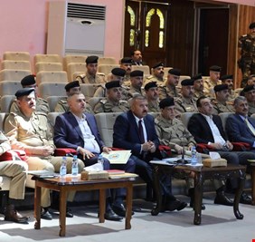 وزير الداخلية يترأس اجتماعاً موسعاً ويؤكد على دعم المحافظات التي تسلمت الملف الأمني