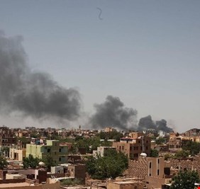 الجيش السوداني يستهدف قاعدة كرري في أم درمان.. والدعم السريع يعلن قرب انتهاء المعارك