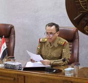 العلاق يشرف على قرعة توزيع الوجبة الاولى من المفسوخة عقودهم على وحدات الجيش