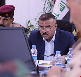 وزير الداخلية رئيس اللجنة الأمنية العليا لتأمين زيارة الأربعين يترأس الإيجاز اليومي