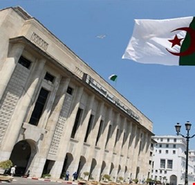 الجزائر.. التحقيق يكشف العلاقة بين بوتفليقة وشركة 