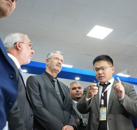 وزير النفط يعلن زيادة الاحتياطي الوطني من النفط بـ6 مليارات برميل