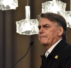 البرازيل.. بولسونارو يدخل مستشفى في ساو باولو للخضوع لجراحيتين