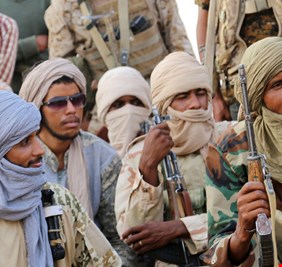 متمردون في مالي يعلنون الحرب على المجلس العسكري