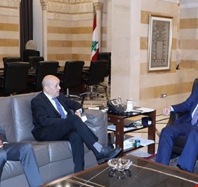 للمرة الثالثة.. الممثل الشخصي للرئيس الفرنسي يزور لبنان وباريس تؤكد أنها لن تتخلى عن بيروت