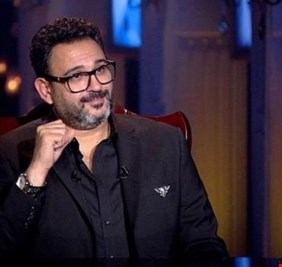 أكرم حسني: تركت الشرطة واتجهت إلى الفن لهذا السبب