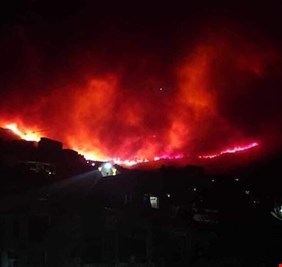 اندلاع حريق هائل بإحدى غابات ولاية بجاية شرق الجزائر