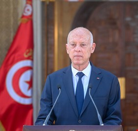 الرئيس التونسي: من يأتينا من الخارج ليراقبنا غير مرغوب فيه ولن يدخل أرضنا