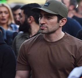 محكمة تمدد اعتقال نجل الرئيس الأرمني السابق لمدة شهر