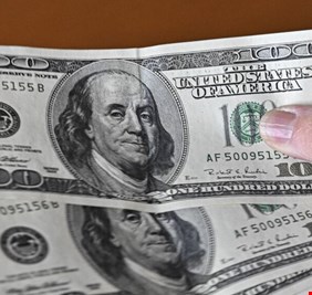 الدولار يرتفع مجددا في أسواق بغداد و اربيل