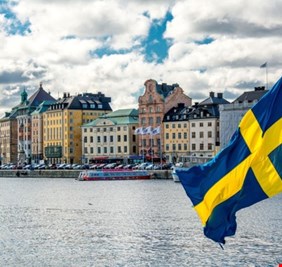 السلطات السويدية تكلف الجيش بمساعدة الشرطة في بعض المهام مع تصاعد عنف العصابات