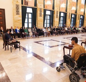 السوداني يكرم الاوائل و يؤكد  ان العراق على المسار الصحيح