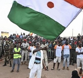 سلطات النيجر تؤكد انسحاب القوات الفرنسية قبل نهاية الأسبوع