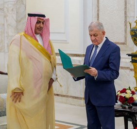 رئيس الجمهورية يتلقى رسالة خطية من العاهل السعودي