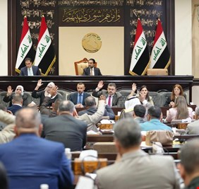 البرلمان يتجه لمساءلة محافظ البنك المركزي و مديري المصارف عن ازمة الدولار