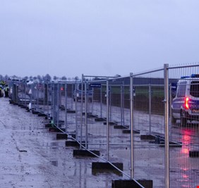 مقتل 7 أشخاص بحادث انقلاب حافلة مهاجرين في ألمانيا