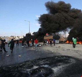 مظاهرات حاشدة في الضفة الغربية دعما لغزة