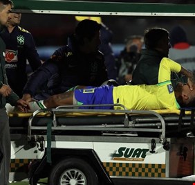 خرج باكياً... الهلال في ورطة بعد إصابة نيمار 