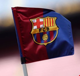 برشلونة يخرج من وضعه المالي 