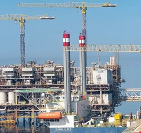 النفط يتجه إلى تسجيل مكاسب للأسبوع الثاني