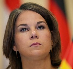 بيربوك تحضر قمة حول فلسطين في القاهرة في 21 أكتوبر