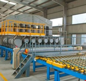 الصناعة تؤكد مضيها بمنح فرصة جديدة لتنفيذ 7 مشاريع للزجاج والحراريات