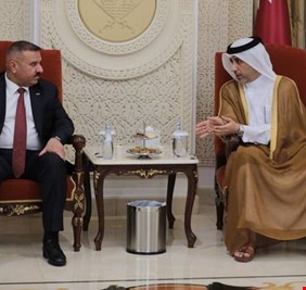الشمري يصل إلى الدوحة لتعزيز التعاون القطري العراقي