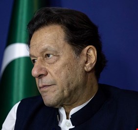 باكستان... اتّهام جديد لعمران خان ونائبه