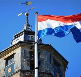 هولندا تدعو رعاياها لمغادرة العراق