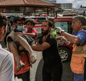 قصف مدفعي مركز على محيط مستشفى الشفاء