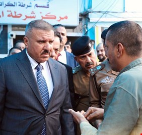 وزير الداخلية يزور مراكز شرطة المسبح والصالحية وباب الشيخ