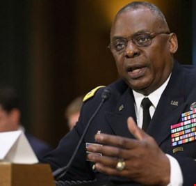 هل نفد صبر امريكا على استهداف قواتها؟ وزير الدفاع اوستن يهدد علناً: سنضرب!