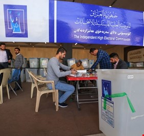 المفوضية تعلن نصب 100 الف كامير لمراقبة الانتخابات