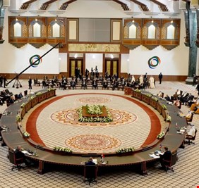 الخارجية تعلن عن دعوة 85 سفير و دبلوماسي عراقي لمؤتمر بغداد