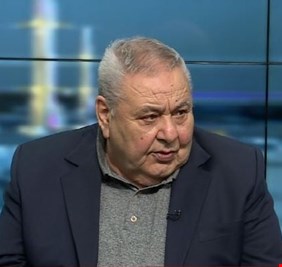 خبير نفطي يرد على بارزاني: بغداد لم تخسر دولاراً واحداً بسبب توقف نفط الشمال