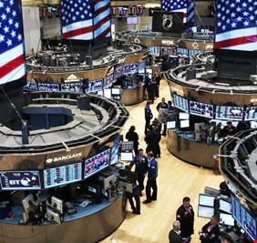 وول ستريت تسجل أكبر مكاسبها الأسبوعية