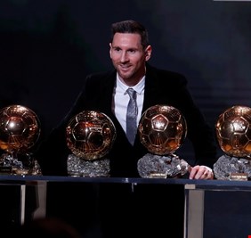 كواليس جديدة.. ميسي يرفض مليار الهلال!