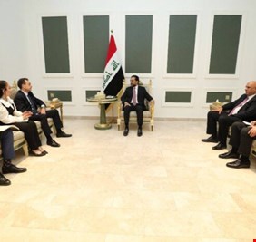 الحلبوسي يلتقي سفيري الكويت و قطر ويبحث معهما ملف الحرب في المنطقة