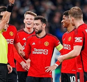 قانون «يويفا» يُهدد مشاركة مانشستر يونايتد في دوري أبطال أوروبا 2025