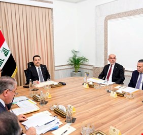 السوداني يترأس اجتماعاً في وزارة النفط و يتابع ملف خط جيهان التركي